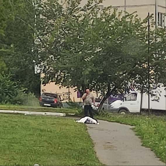 В полиции Первоуральска рассказали подробности о найденном в центре города теле женщины 