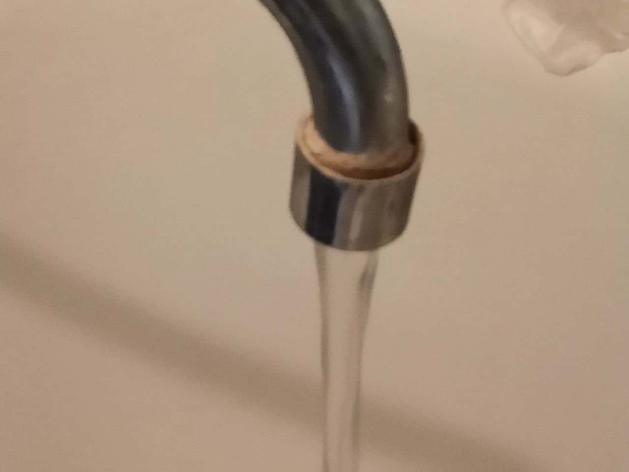 Жители Первоуральска продолжают жаловаться на многомесячное отсутствие горячей воды