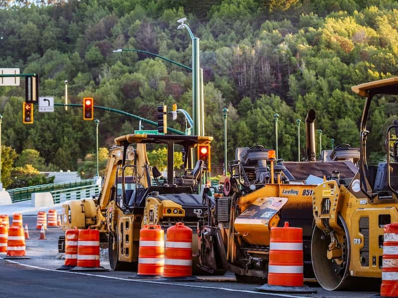 Начинается крупный ремонт дороги по улице Ленина в Первоуральске"