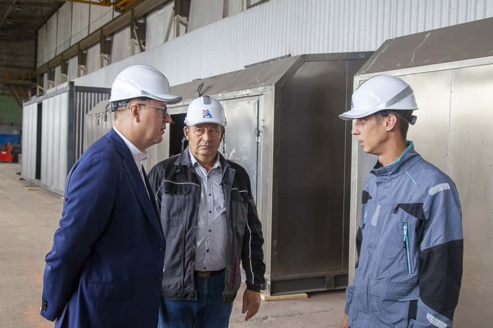 Первоуральский завод будет оказывать городу поддержку