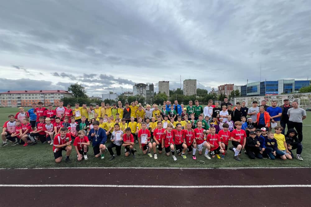 В Первоуральске подвели итоги городских футбольных соревнований