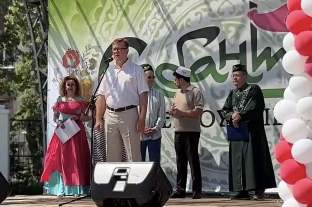 Первоуральцы празднуют Сабантуй