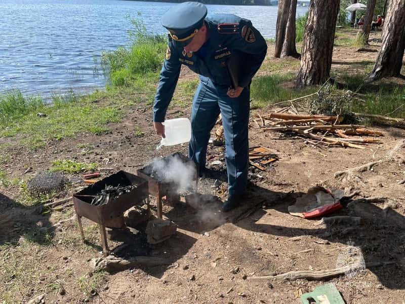 За неделю в Свердловской области выявили почти 200 нарушений противопожарного режима