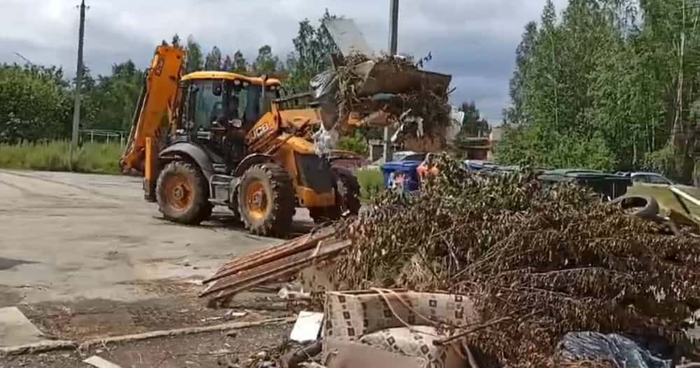 К вывозу мусора в Первоуральске подключили дополнительную технику