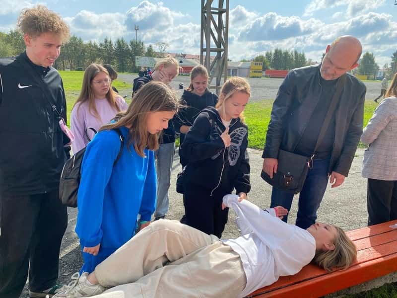 Школьники Первоуральска показали знания в области медицины