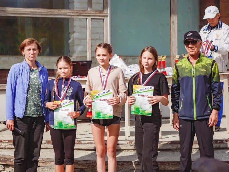 Первоуральцы пробежали эстафету на спортивном мероприятии