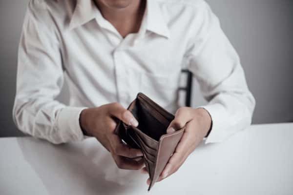 Количество безработных россиян составило около двух миллионов человек