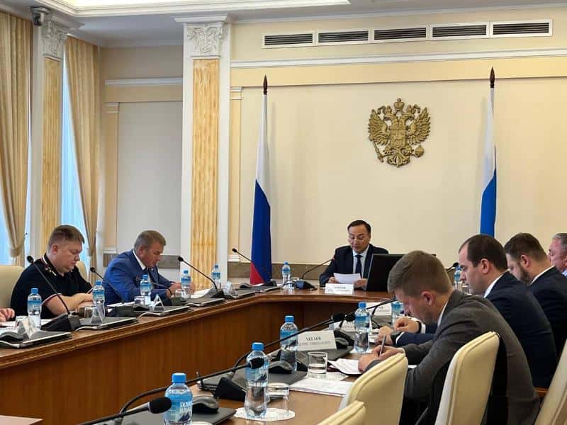 Правительство Свердловской области призвало обратить внимание на качество дорог в зимний период