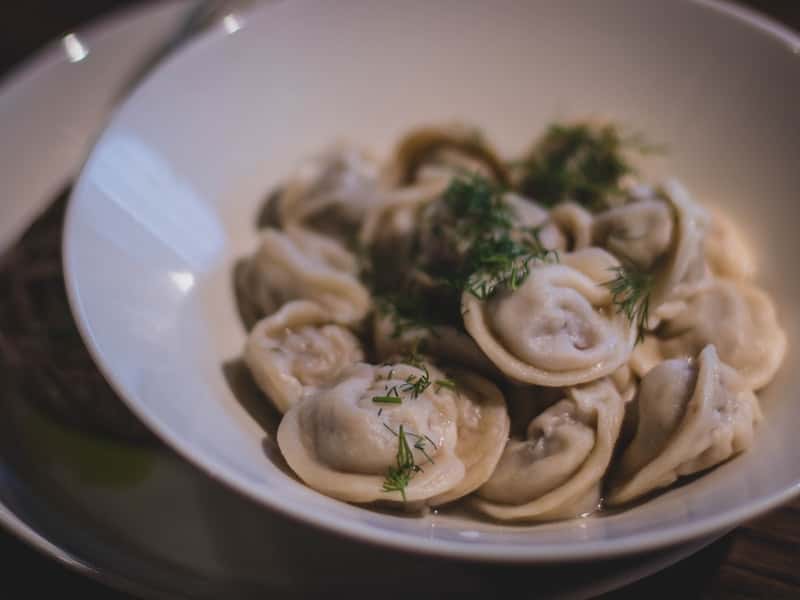 Эксперт Роскачества предупредила об опасности магазинных пельменей