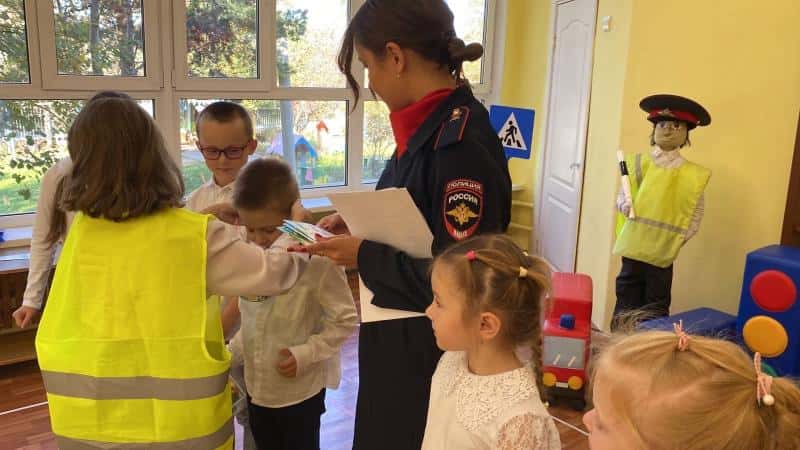 Первоуральских дошкольников посвятили в отряд ЮПИД