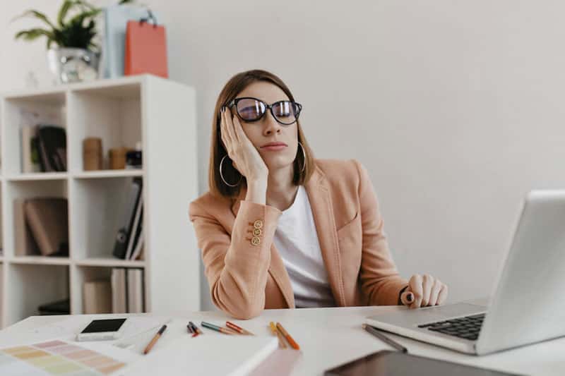 Первоуральцев ждет шестидневная рабочая неделя в конце октября