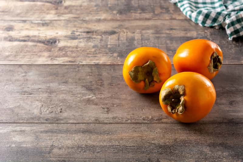 На Урал привезли 60 тонн узбекской хурмы