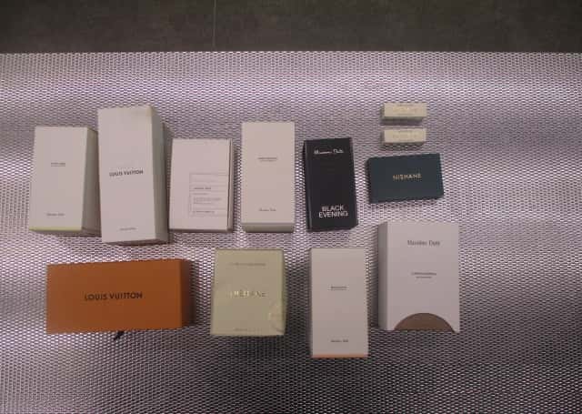 Жительница Екатеринбурга пыталась провести 5 килограммов духов через таможню