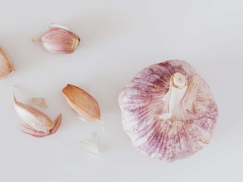 Эндокринолог Бинатова: кофе, зеленый чай и чеснок снижают риск развития болезней сосудов