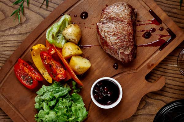 Эндокринолог перечислила продукты, усиливающие запах пота