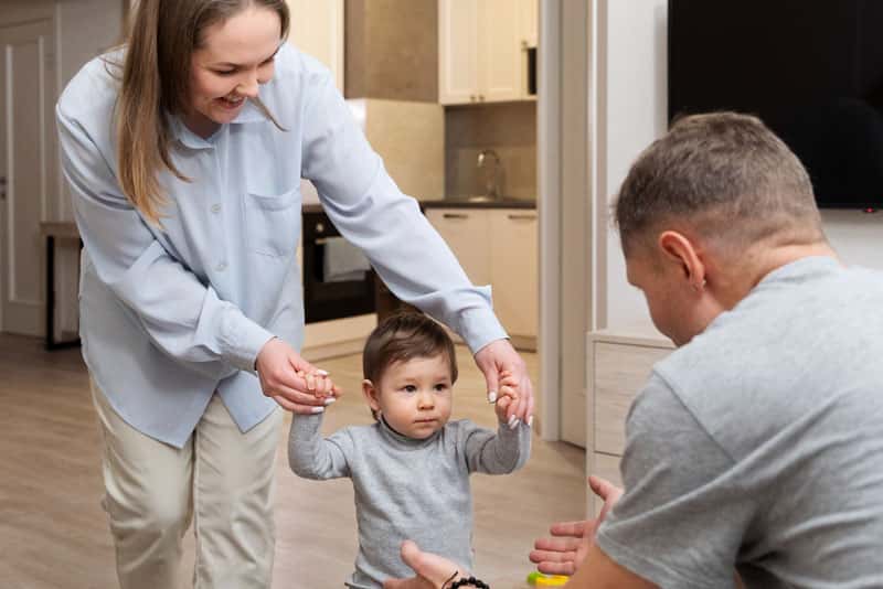 В России число обеспеченных семей достигло исторического минимума