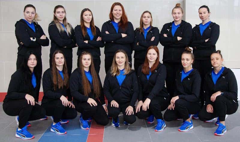 Первоуральские спортсменки победили в матче по ватерполу