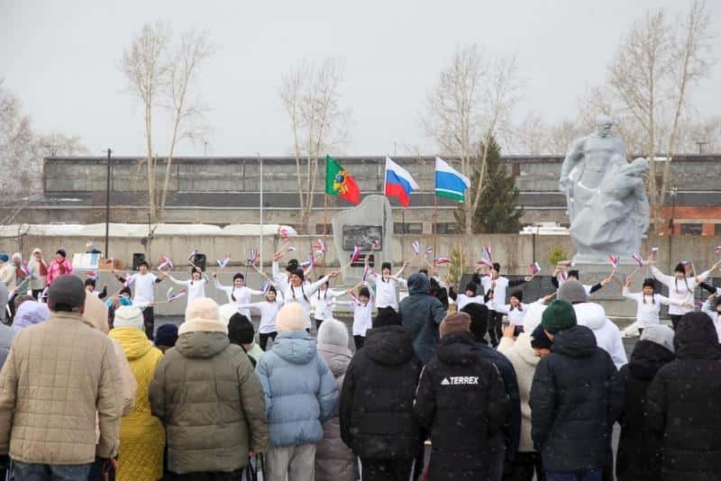 В поселке под Первоуральском открылся обновленный Парк Победы