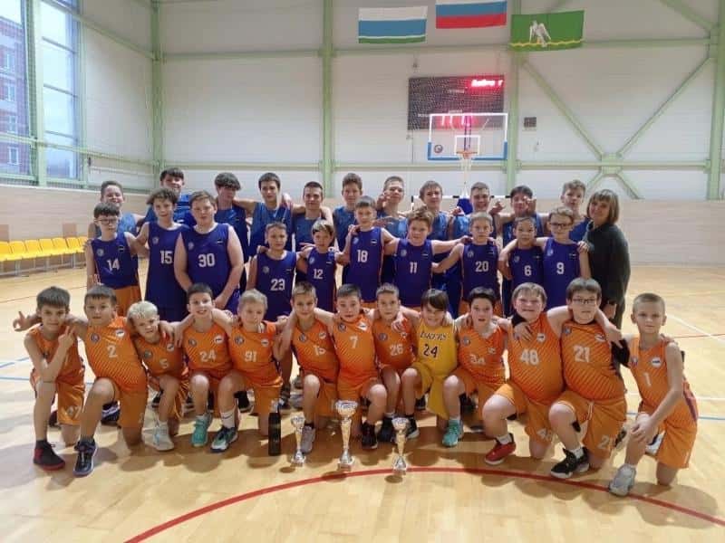 Юные первоуральские баскетболисты обогнали соперников из Ревды