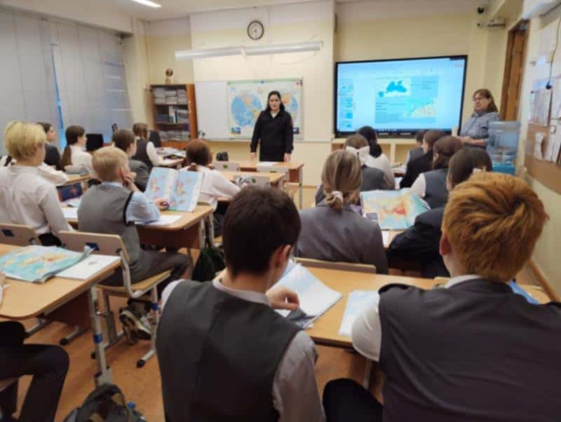 В первоуральских школах прошли беседы «Нет ненависти и вражде»