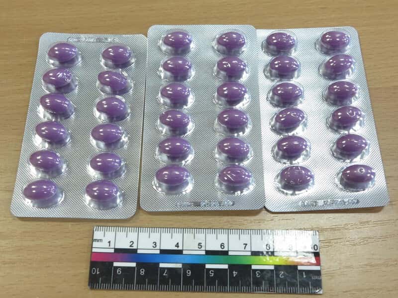 Свердловские таможенники задержали женщин, заказавших запрещенные таблетки