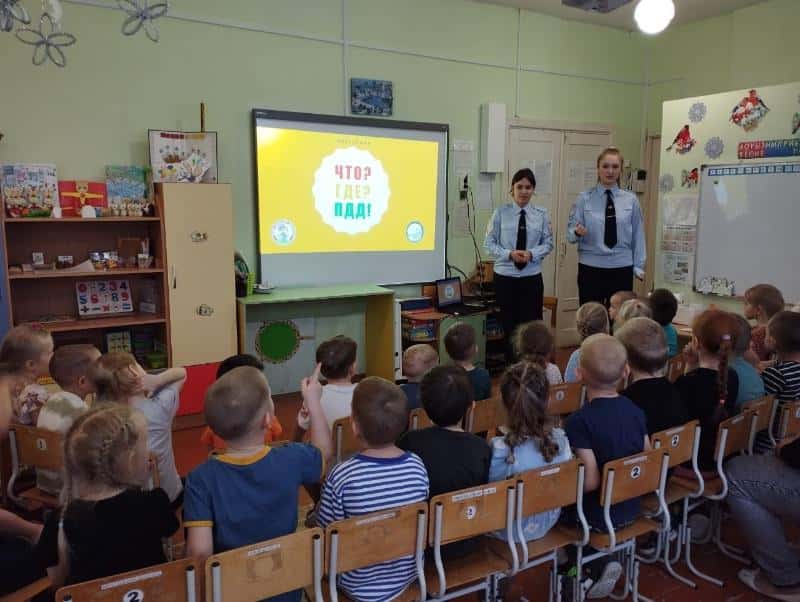 Первоуральским дошкольникам рассказали о правилах дорожного движения