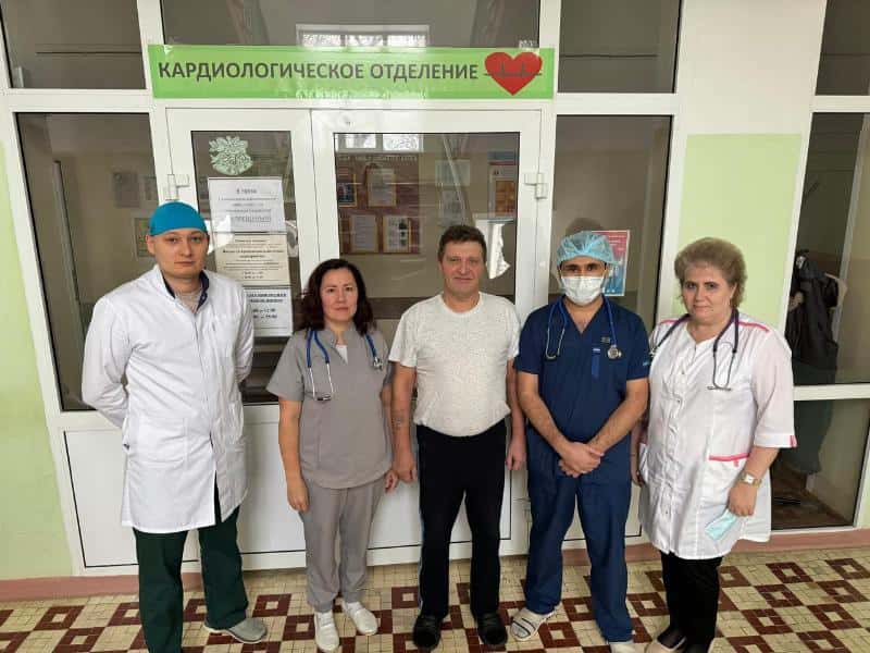 Воскресал семь раз: свердловские врачи спасли 56-летнего мужчину от инфаркта