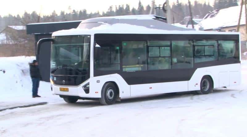 В первоуральских Динасе и Магнитке стали курсировать четыре новых автобуса