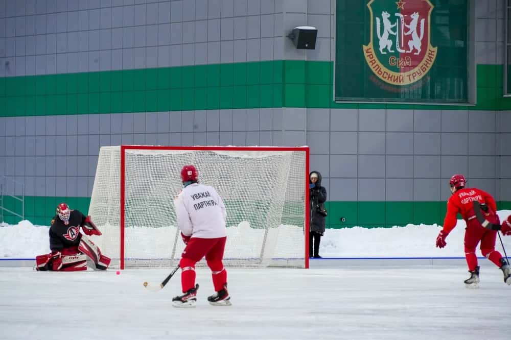 В Первоуральске на одном из значимых спортивных объектов прошла тренировка молодежной команды