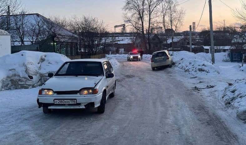 Без прав и в пьяном виде: водитель ВАЗа спровоцировал серьезное ДТП в Первоуральске 