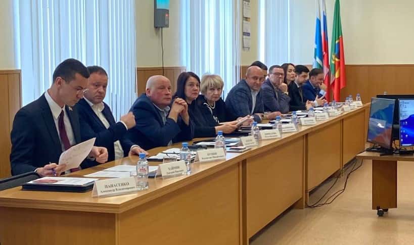 Депутат Дмитрий Хаймин озвучил ключевые вопросы жителей Первоуральска на отчете Главы города