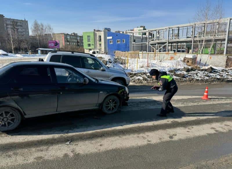В Первоуральске водитель LADA сбил ребенка, который переходил дорогу в неположенном месте