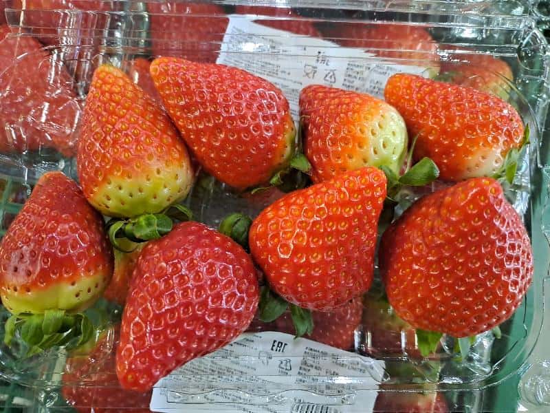 На Урал поступила первая крупная партия турецкой клубники на общую сумму 8 млн рублей