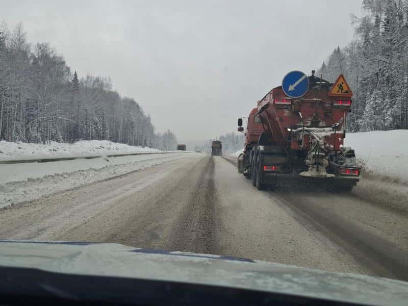 В Свердловской области зафиксировали 33 ДТП из-за сильного снегопада