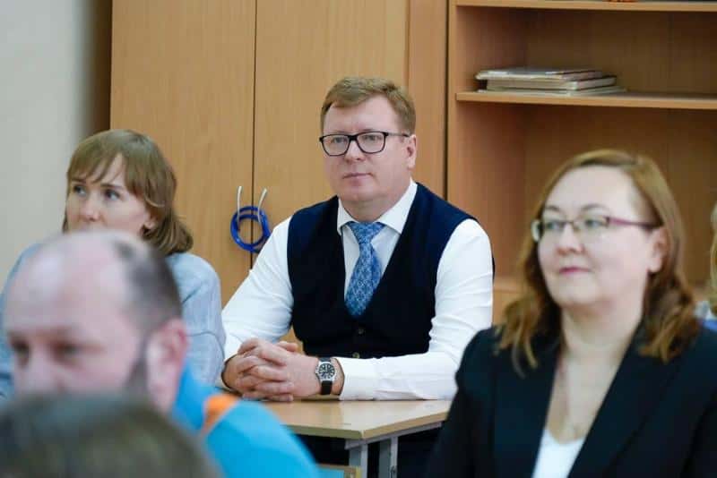 Игорь Кабец написал ЕГЭ по математике: в Первоуральске прошла необычная акция