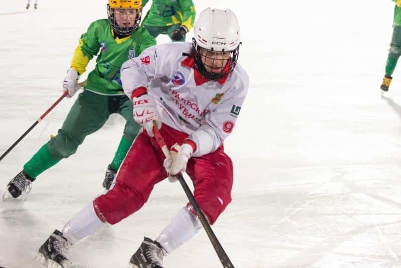 Юные хоккеисты из Первоуральска завоевали бронзу всероссийского первенства