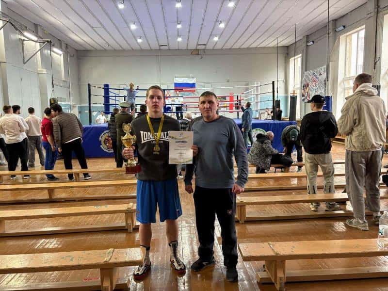 Три боя – три победы: первоуральский боксер стал победителем турнира екатеринбургского первенства