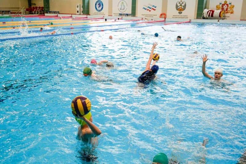 Юные ватерполисты Первоуральска дебютировали на региональных соревнованиях в Ханты-Мансийске