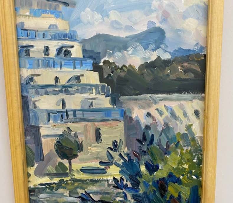 В Первоуральске начала работу экспозиция «От Динаса до Сириуса»: на выставке представлены картины учениц Алексея Золотова