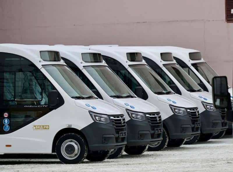 В Первоуральск летом поступят новые автобусы: Денис Паслер направил субсидии на обновление транспорта