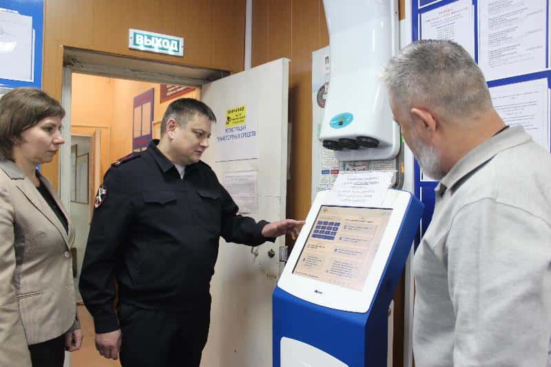 Общественники проверили работу ГИБДД в Первоуральске в рамках акции