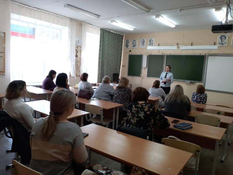 Инспекторы ГИБДД Первоуральска провели профилактические встречи с родителями школьников