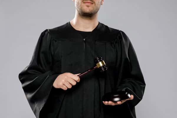 Молодого жителя Первоуральска осудили за причинение смертельных травм на свадьбе