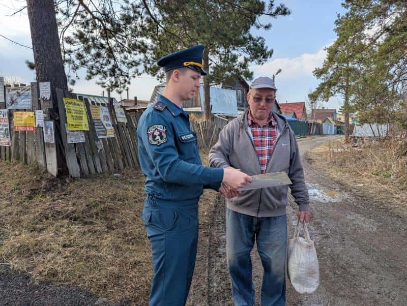 Первоуральцам рассказали, что грозит за шашлыки в особый противопожарный режим: сотрудники МЧС провели рейд