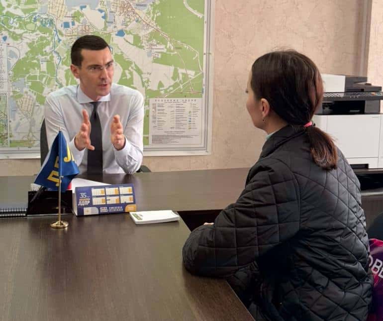 Дмитрий Хаймин помог первоуральцам помог решить проблемы с ЖКХ и земельными участками