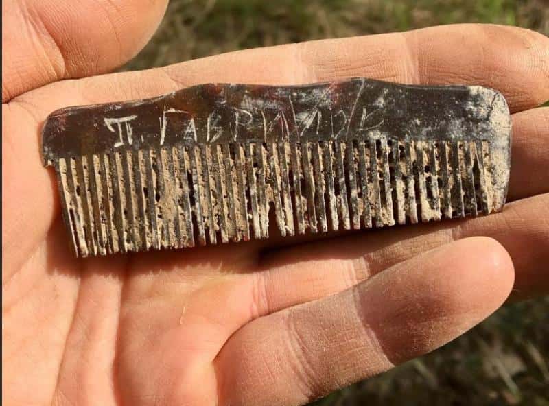 Первоуральские поисковики вместе с коллегами из Твери нашли именную расческу бойца красной армии