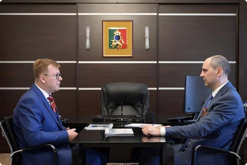 Денис Паслер поручил руководству Первоуральска оперативно решить вопросы ЖКХ, волнующие горожан