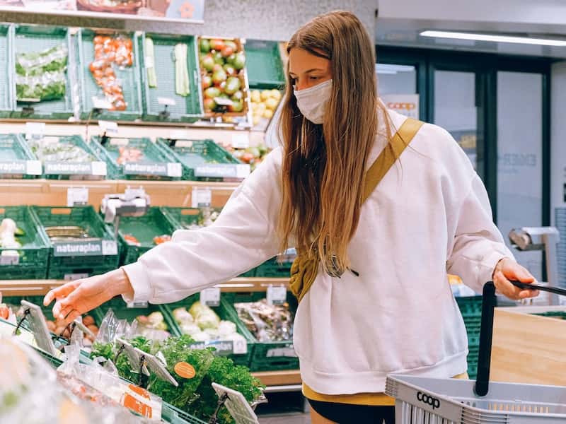 Сергей Миронов предложил снизить НДС и обнулить его на базовые продукты  