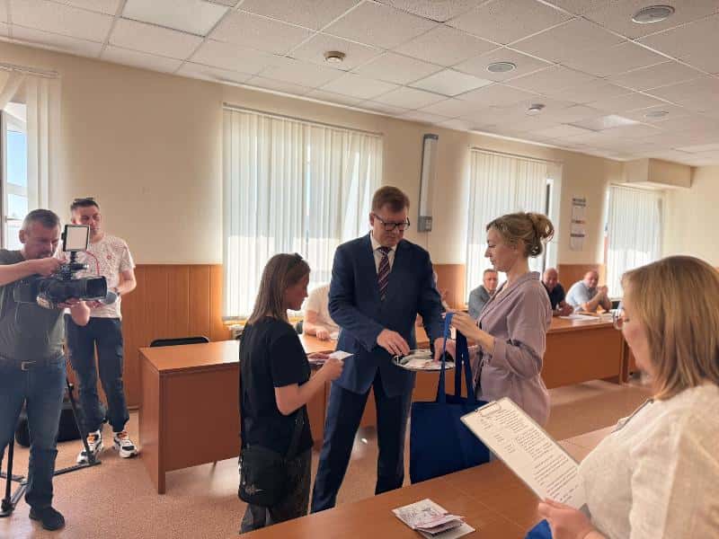 В Первоуральске прошла торжественная церемония вручения паспортов 