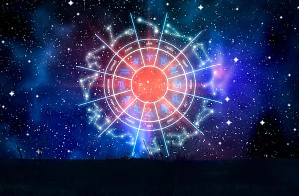 Львов ждет исполнение желаний, а Тельцов — смелые эксперименты: таронумеролог поделилась прогнозом для всех знаков зодиака